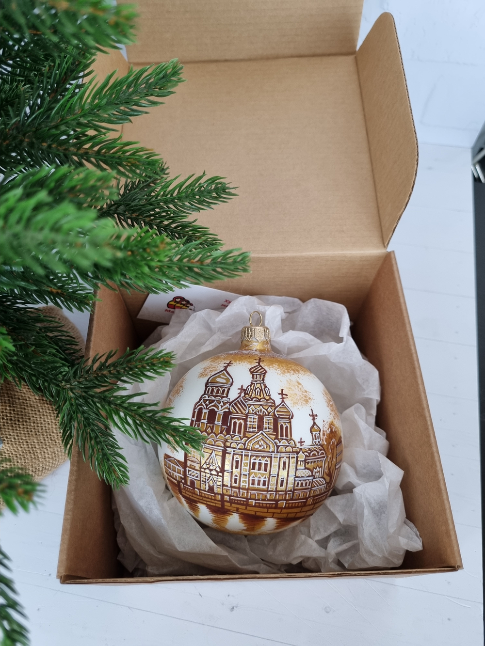 Шар стеклянный "Спас на крови",  ручная роспись