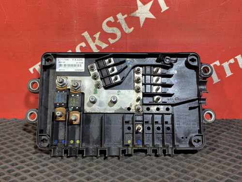 Блок силовых предохранителей 2020г