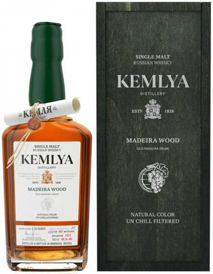 Виски Kemlya Madeira Wood wooden box, 0.7 л.