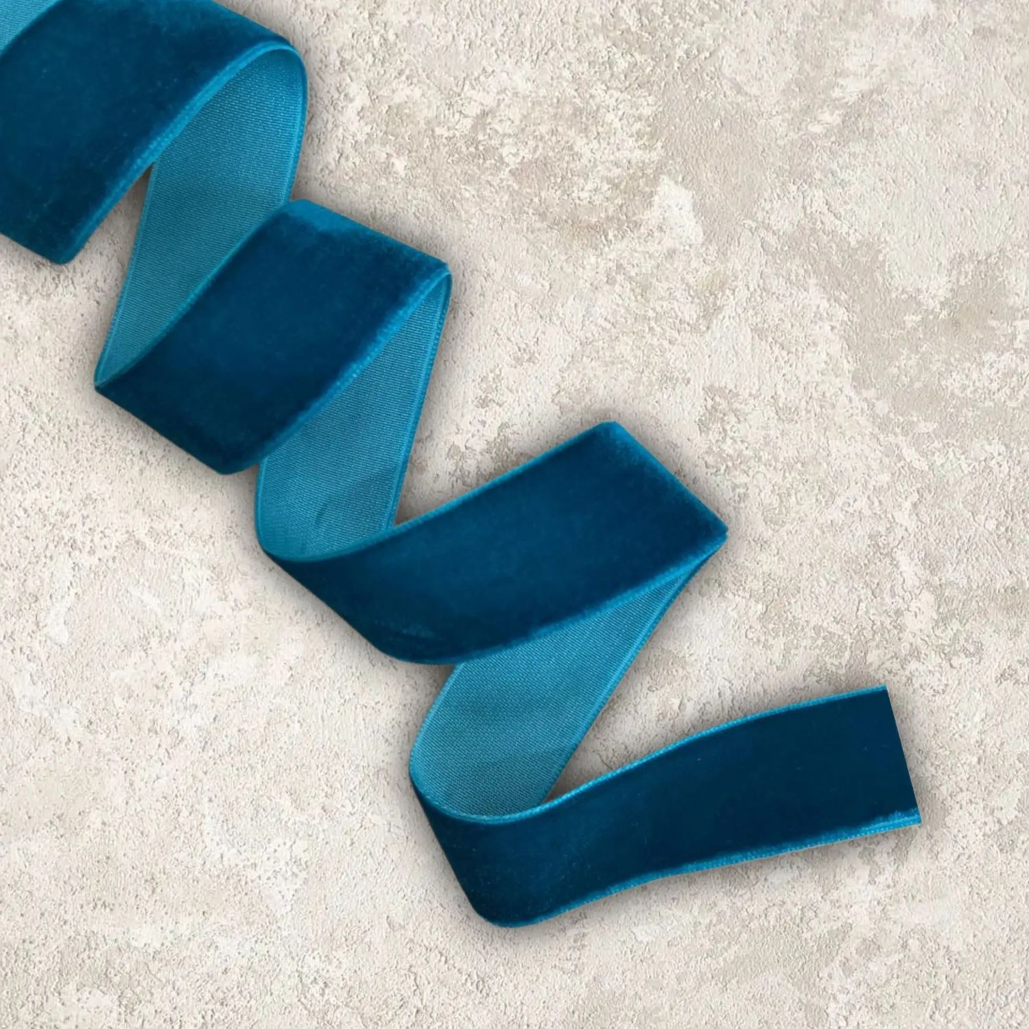 бархатная лента 2,5см цвет морской зеленый  (1метр)