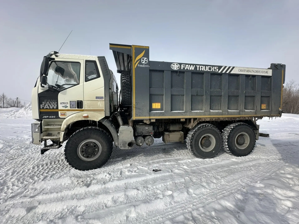 FAW J6 6x6 Самосвал CA3250P66K24L1TE5 (Дизельный, 11,1 л, 420 л.с., МТ)