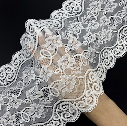 Кружево эластичное серо-белое 18 см