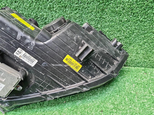 Фара левая Hyundai Santa Fe 3 DM (12-16) ксенон