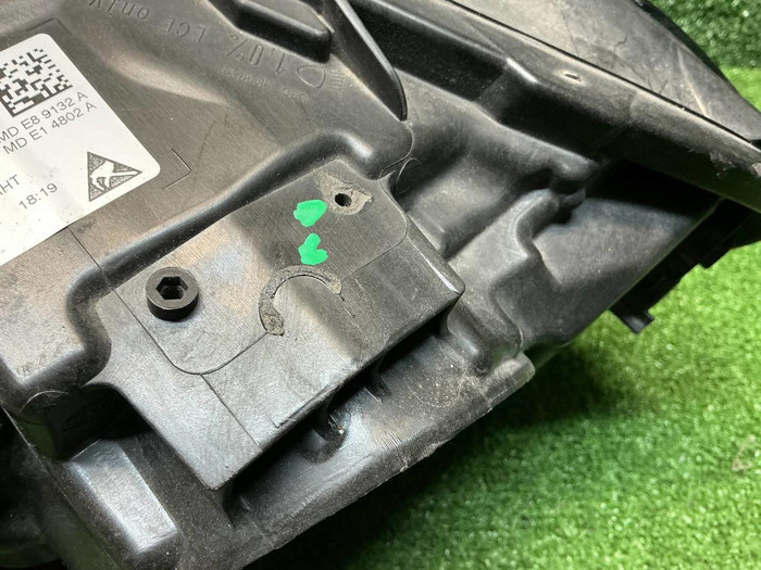 Фара правая Mercedes CLA C118 (2019-2023) LED