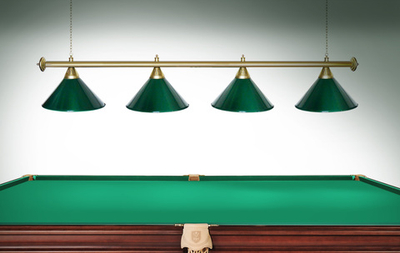Лампа STARTBILLIARDS 4 пл. (плафоны зеленые,штанга золотая,фурнитура золото)