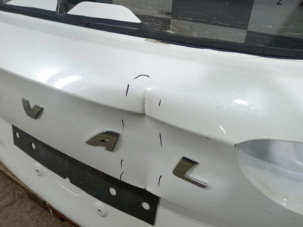 Крышка багажника Haval Jolion 21-нв Б/У Оригинал 6301600XST11AD