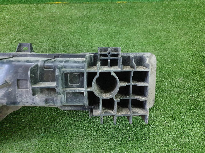 Усилитель задний Genesis GV80 (2020-н.в.)