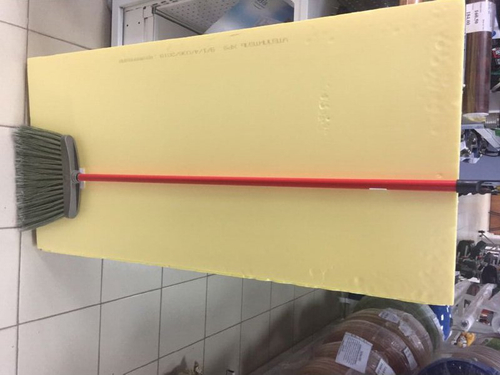 Щетка для улицы Амелия с металлическим черенком