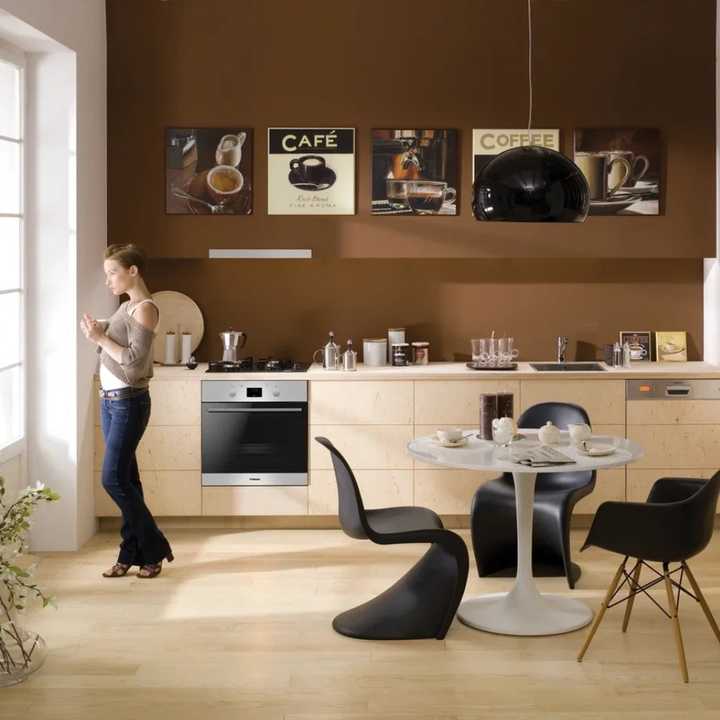 Духовой шкаф Hansa BOEI684121