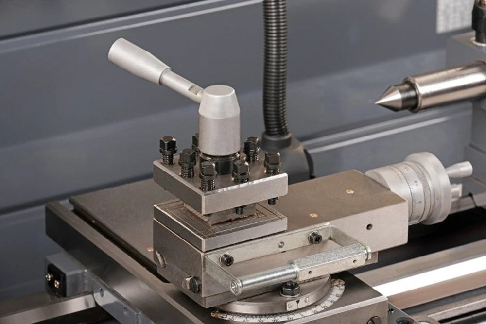 Станок токарный NORDBERG NLM650