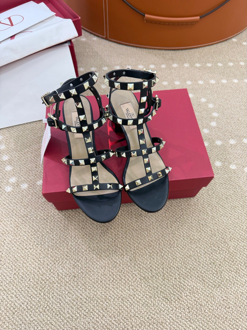 Valentino Rockstud Sandal 6 cm