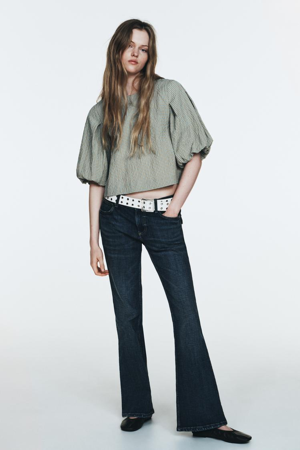 ZARA ТОП В КЛЕТКУ С ОБЪЕМНЫМИ РУКАВАМИ, КОРИЧНЕВО-СИНИЙ