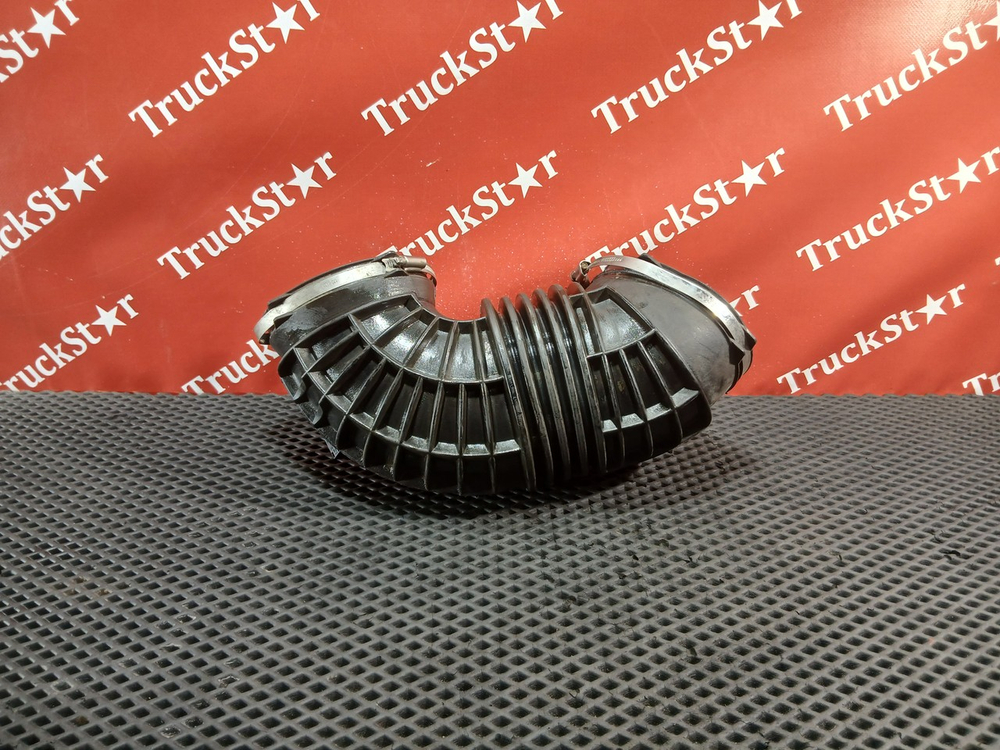 Патрубок воздушного фильтра