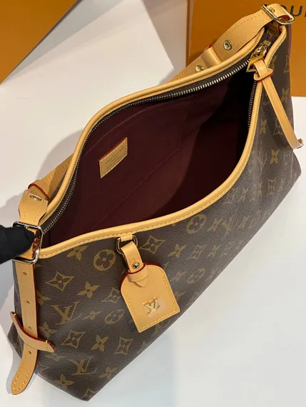 Сумка Louis Vuitton Carry All East West