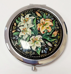 Ручное зеркало "Лилии" N2 (худ. Белова)