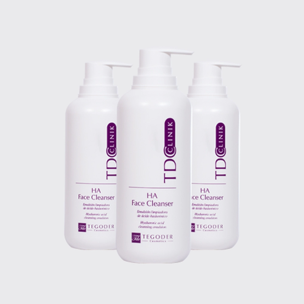 Очищающее омолаживающее молочко HA Face Cleanser Clinik
