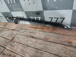 Накладка лобового стекла правая Ford Explorer 5 10-19 Б/У Оригинал BB5Z7803144AA