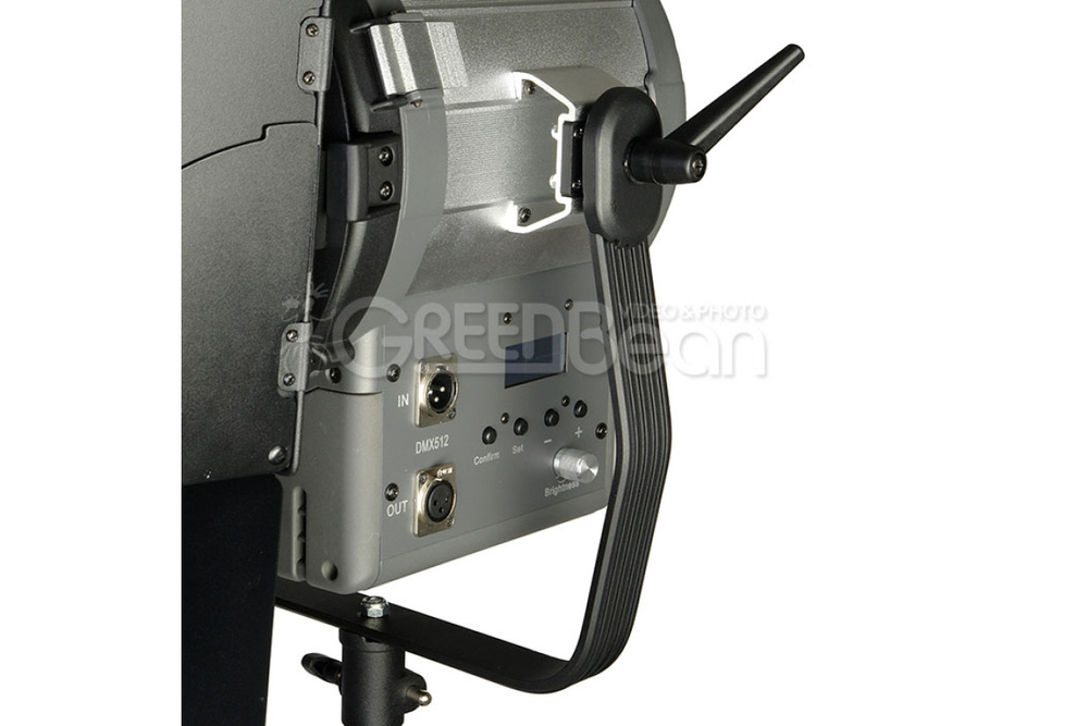 Осветитель светодиодный GreenBean Fresnel 150 LED X3 DMX