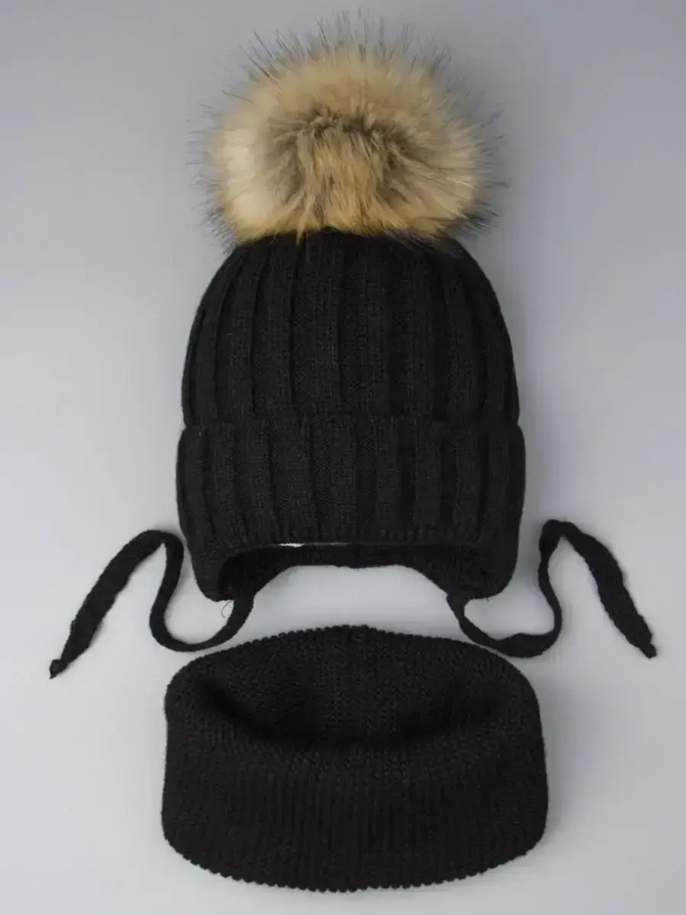 Шапка зимняя детская с помпоном и снуд