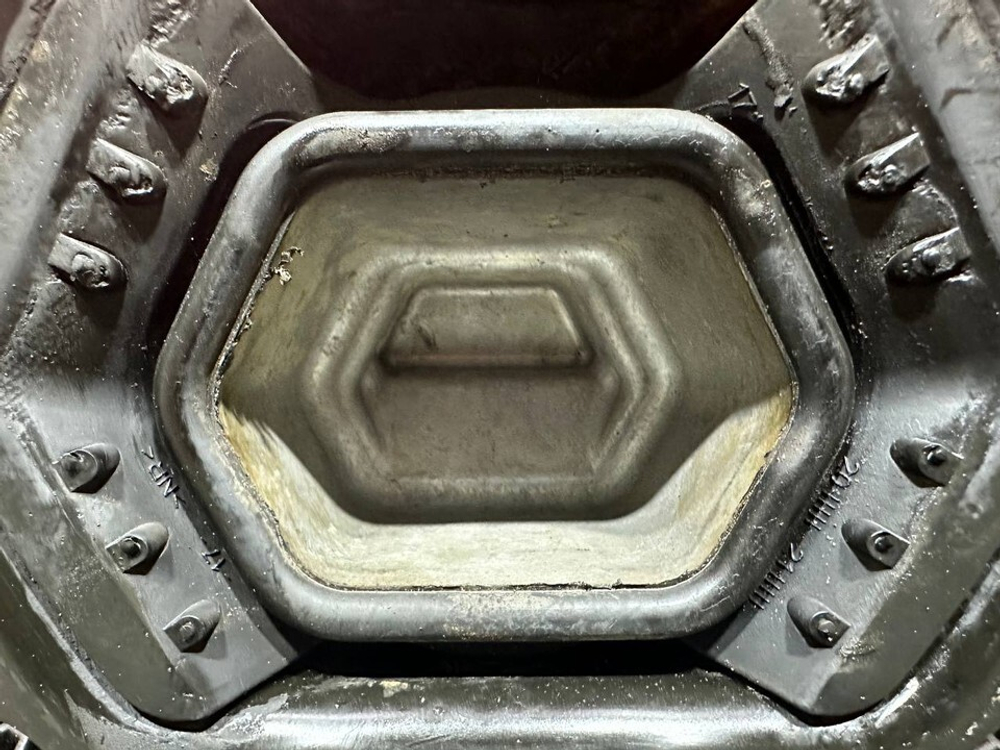 Подушка двигателя задняя 2019г