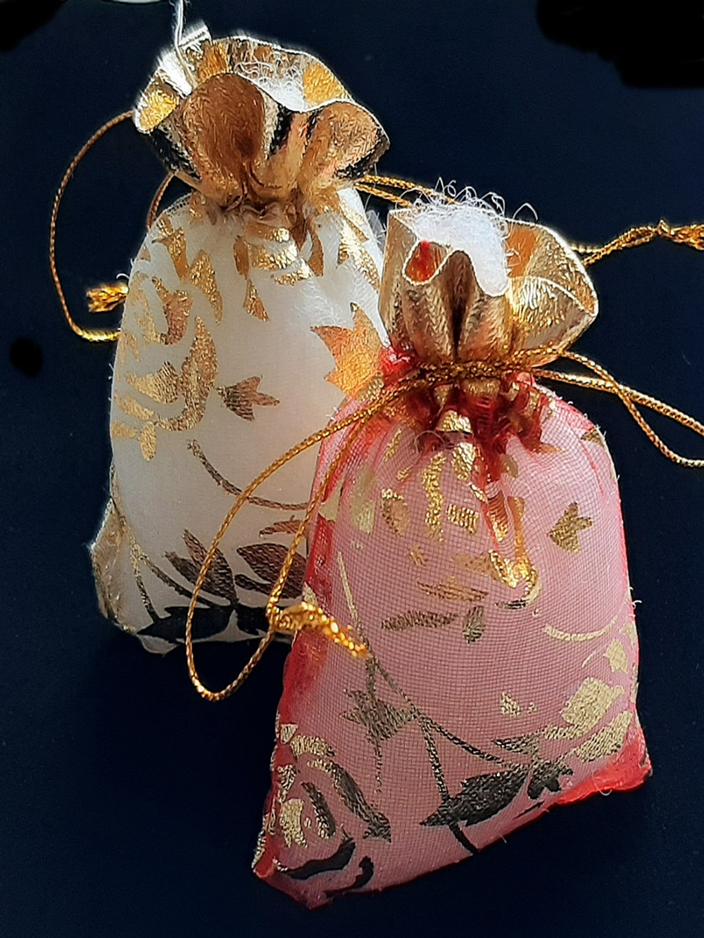 Мешочек органза с розами 7х9 см. 6 штук Красные+Розовые