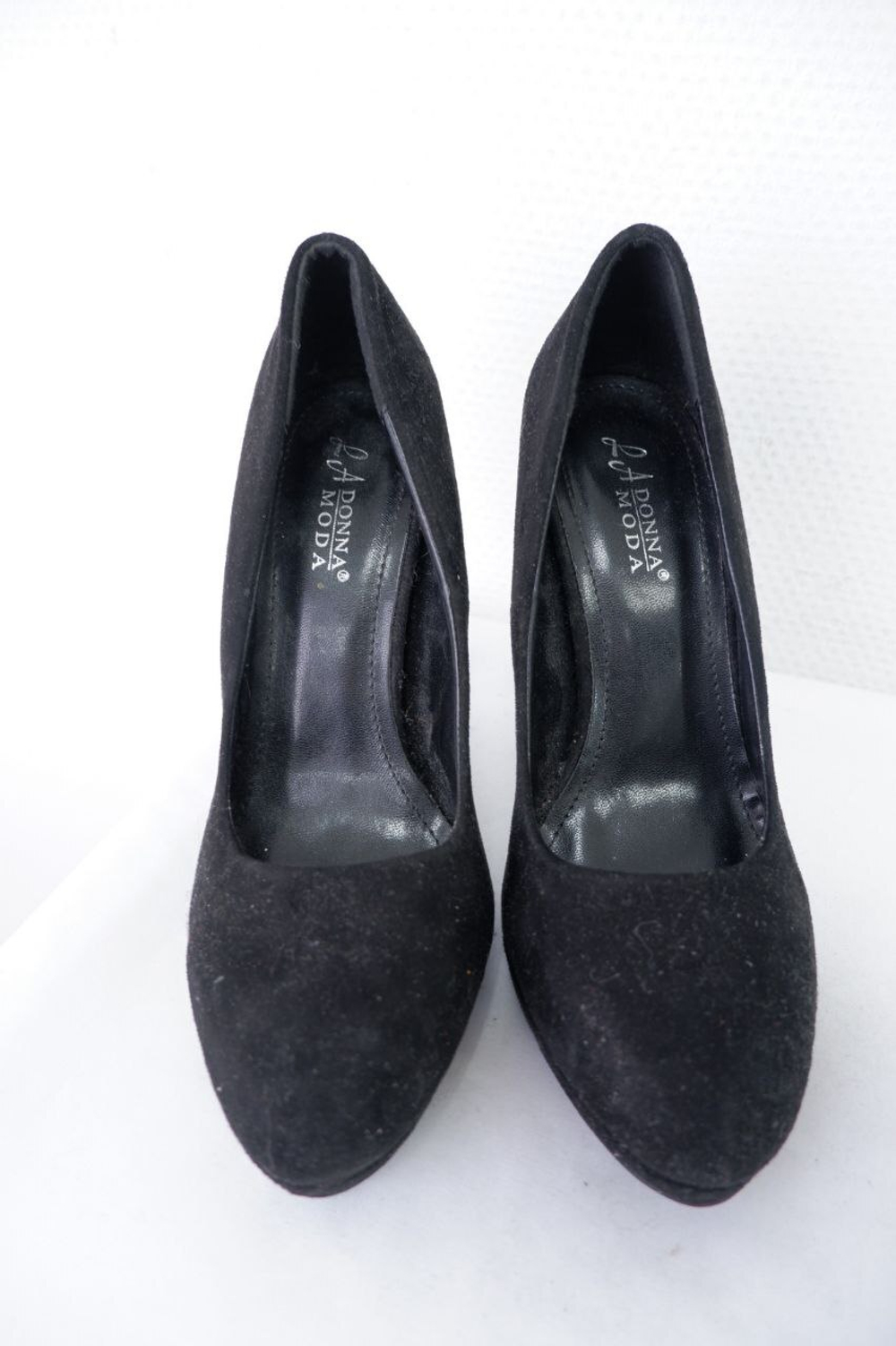 Туфли Donna Moda сдержанные 38 размер