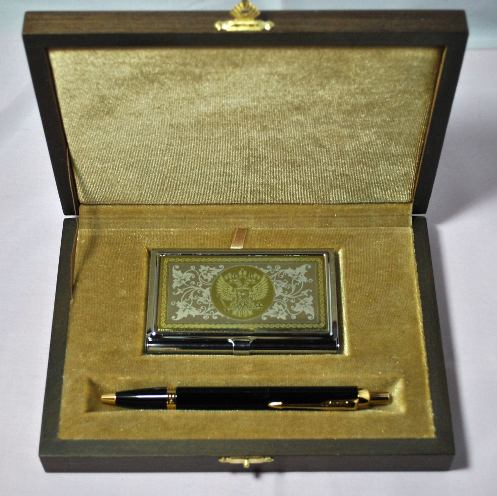 Набор "Гербовый" №2 визитница (цирконий), ручка Паркер
