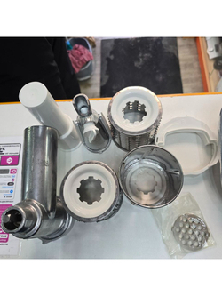 Мясорубка Чудесница ЭМШ 25