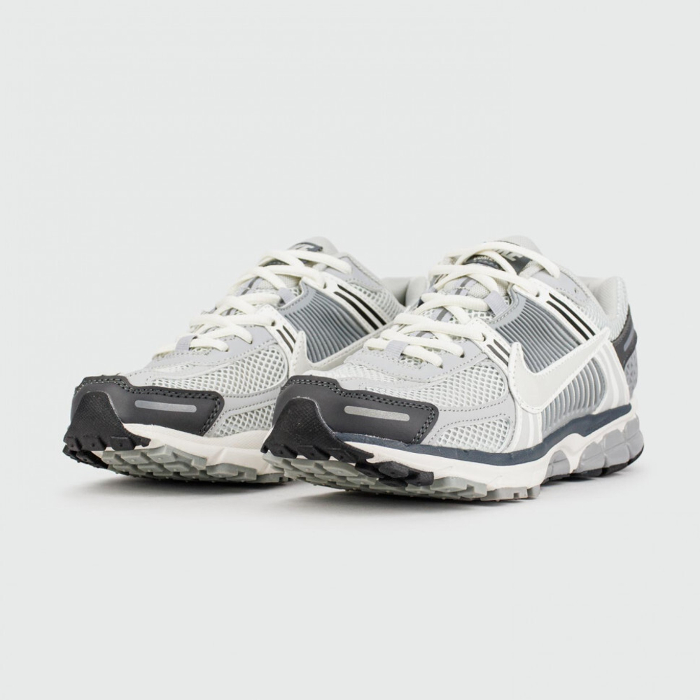 кроссовки Nike Zoom Vomero 5 Grey / White