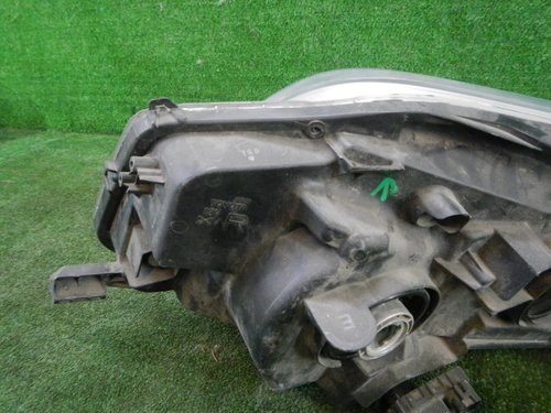 Фара правая Toyota Land Cruiser Prado 150 (2009-2013) галоген