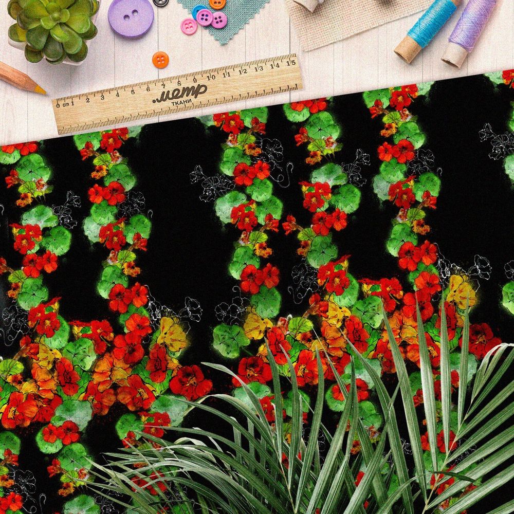 Ткань шифон красные цветочки с зеленью