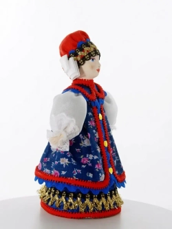 Кукла фарфоровая