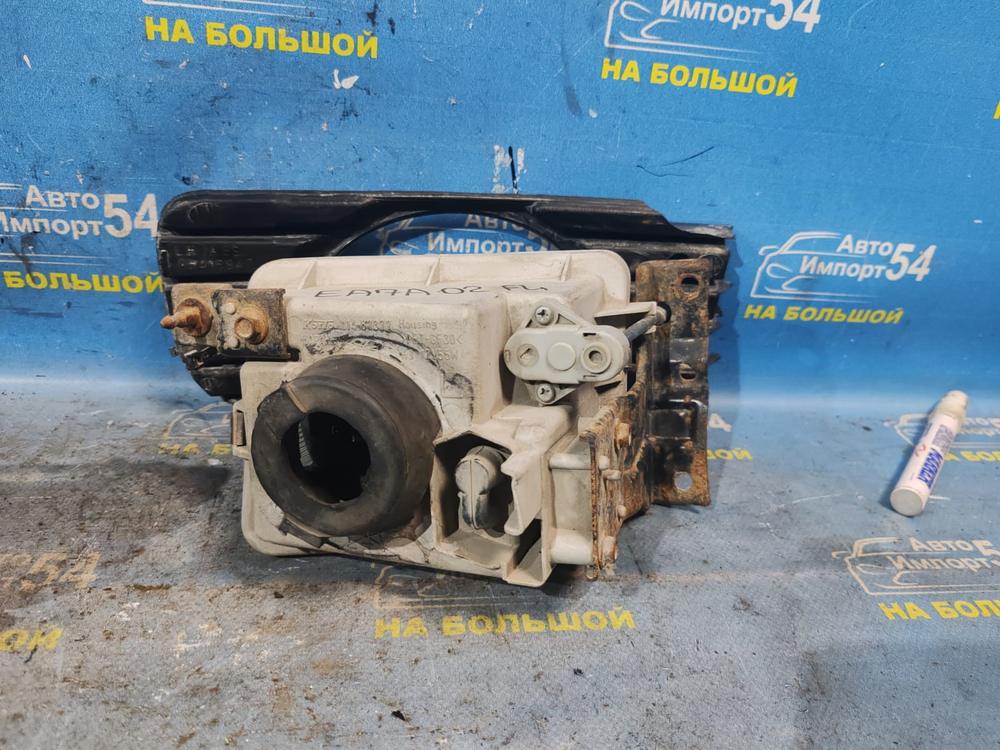 Туманка левая MITSUBISHI GALANT 2000