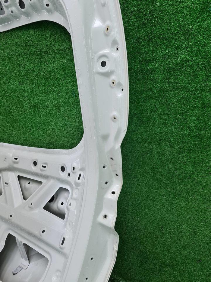 Крышка багажника Skywell ET5 (2021-н.в.)