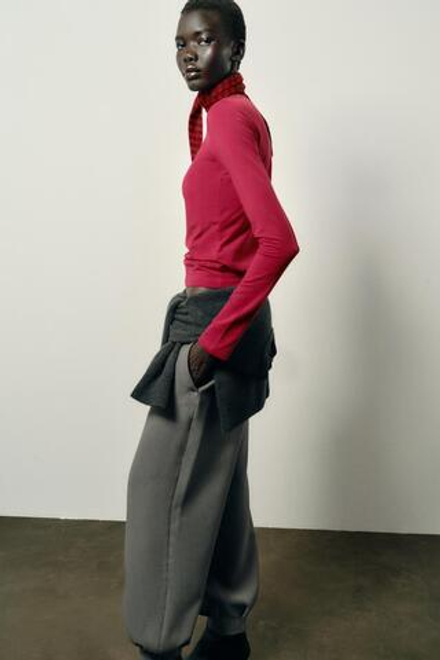 ZARA БАЗОВАЯ ХЛОПКОВАЯ ФУТБОЛКА, ЦВЕТ ФУКСИИ