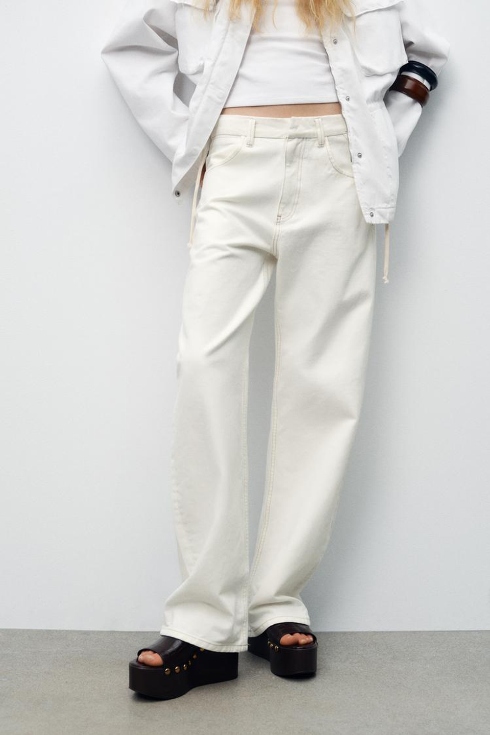 ZARA ДЖИНСЫ-БАНАНЫ TRF С ВЫСОКОЙ ПОСАДКОЙ, ЖЕЛТОВАТО-БЕЛЫЙ