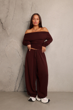 Брюки на резинке из тонкого трикотажа