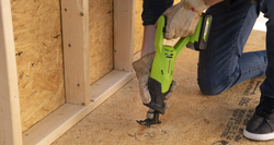 Пила сабельная аккумуляторная GREENWORKS GD24RS 24В,мак.гл.пропила-220мм,б/щ,без АКБ и ЗУ (1200407)