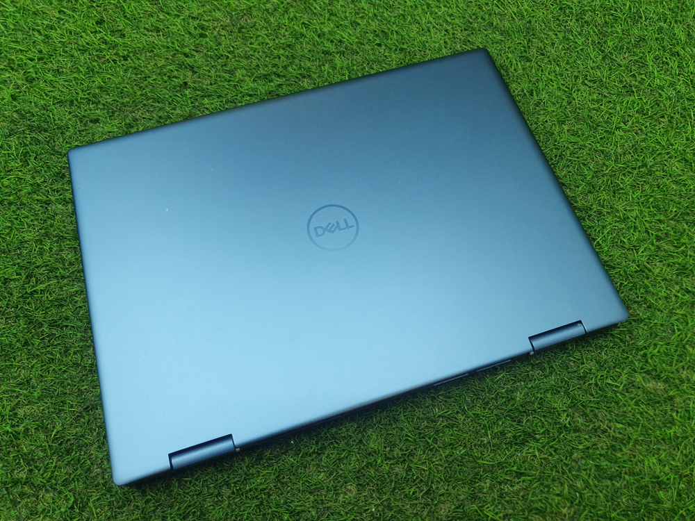 Ноутбук Dell Ryzen 7/16Gb/SSD 1Tb/FHD/Touch/