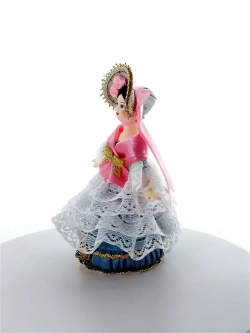 Барышня в летнем  наряде. Кукла-шкатулка