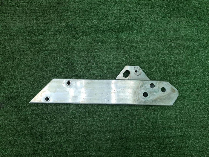 Кронштейн панели передней Mercedes GLC X253 15-22