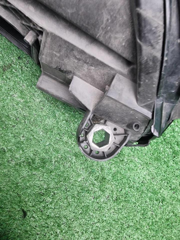 Фара левая Mercedes C w205 (2018-2023) LED