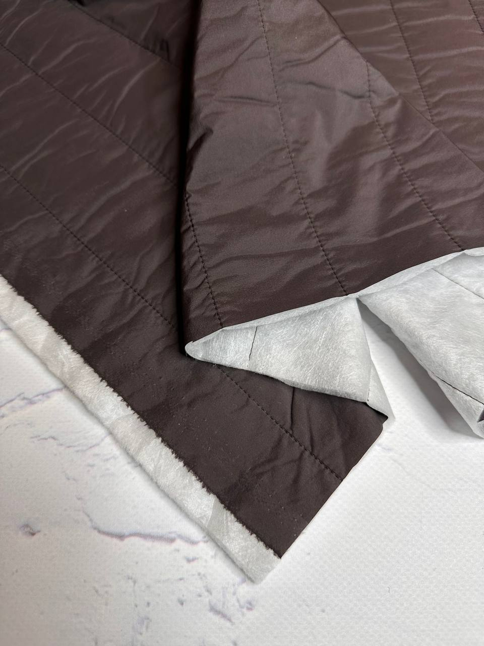 Стеганая подкладка с утеплителем (вертикальная стежка 5 см) (70%пэ/30%вискоза + тенсулейт, Густой шоколад/белый утеплитель, 145, 80 гр/м2)