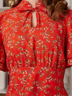 Платье на завязках