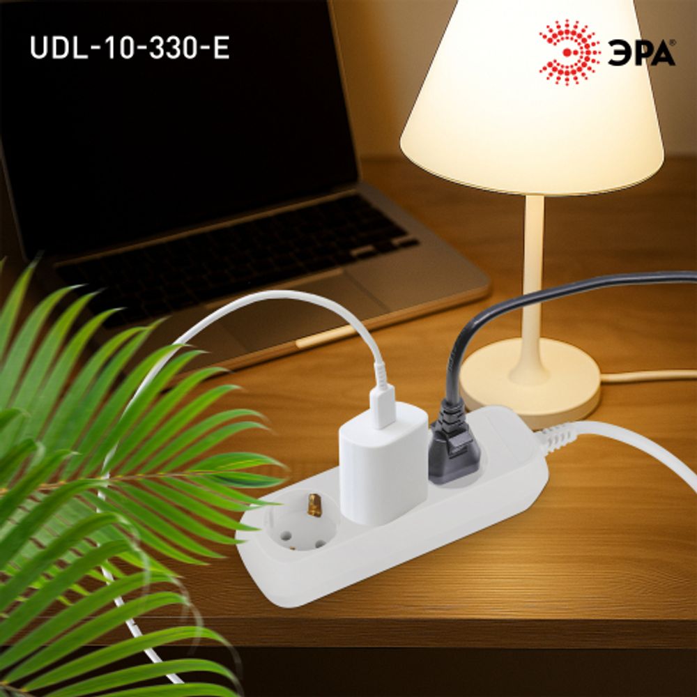 Удлинитель электрический ЭРА UDL-10-330-E Greenline 3 розетки с заземлением 3м ПВС 3x0.75мм2