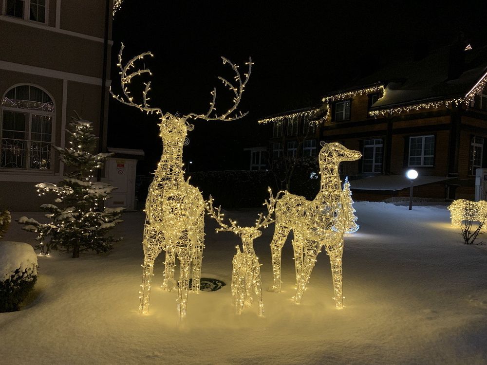 Световая фигура "олень ажурный" каркас золотого цвета