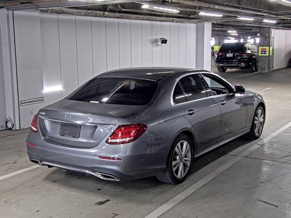 MERCEDES BENZ E CLASS E200  AMG LINE EXCLUSIVE 2020г.