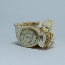 Эксклюзивная нэцкэ Монах с посохом и корзиной рыбы