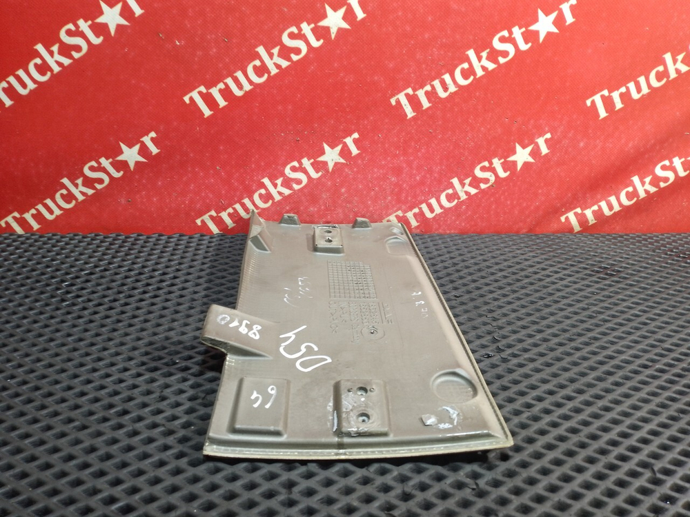 Накладка бардачка 2018 год.