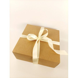 Подарочный набор BOX2U "Мечта", 24 тканевые маски, сыворотка, патчи, полирующий скраб